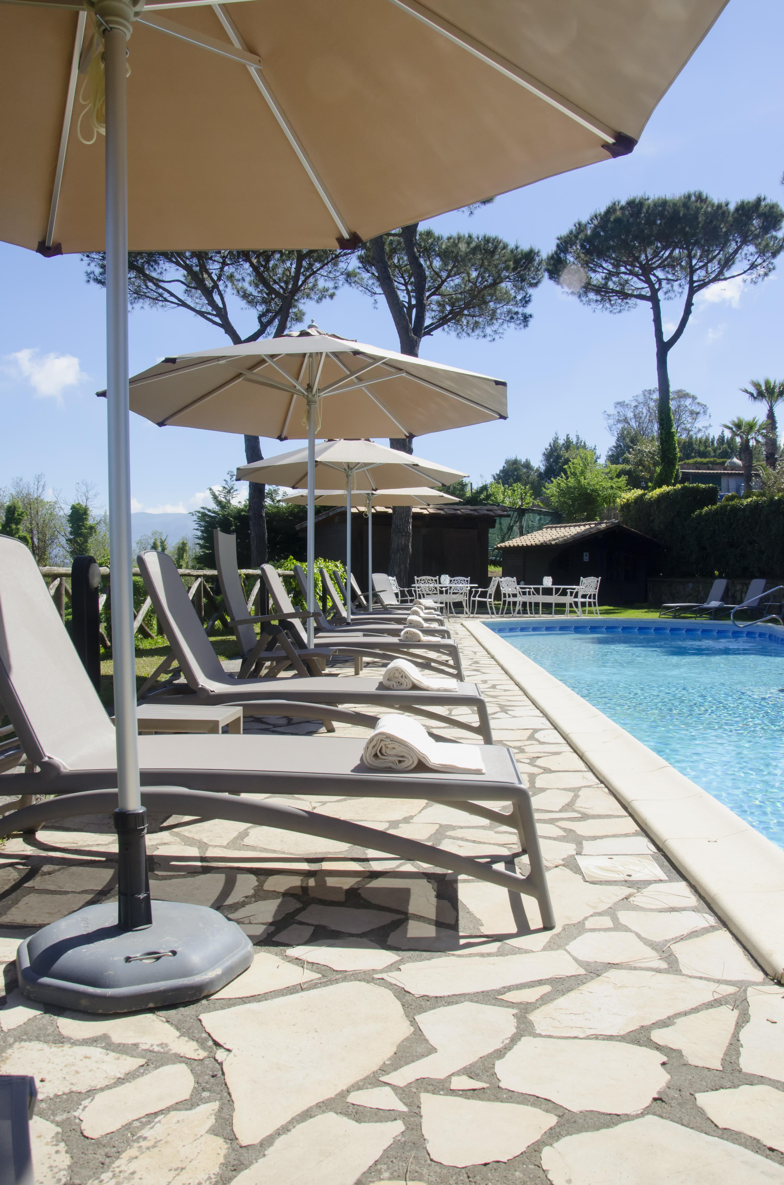 Oasi Olimpia Relais Hotel SantʼAgata sui Due Golfi Екстериор снимка