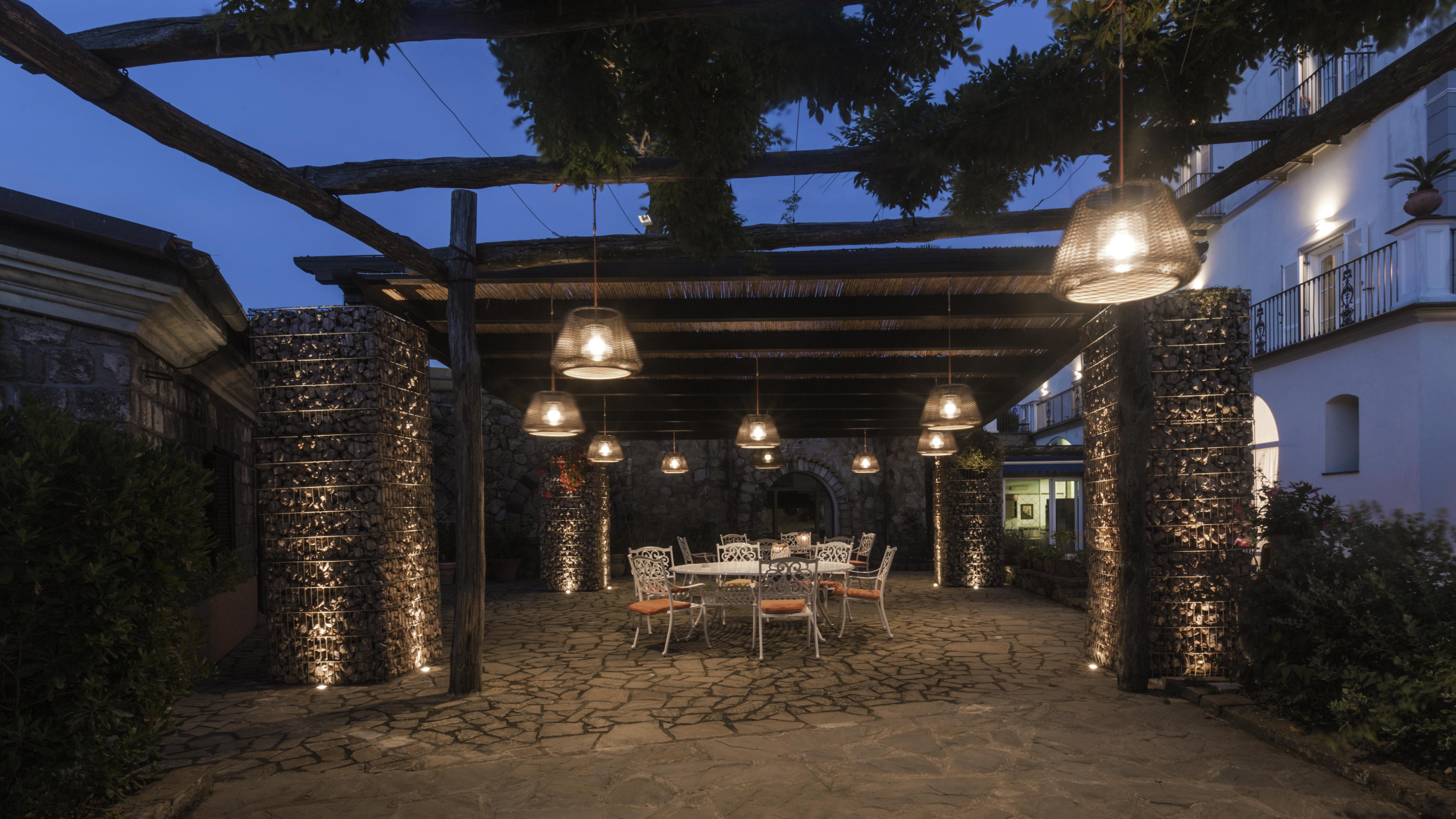 Oasi Olimpia Relais Hotel SantʼAgata sui Due Golfi Екстериор снимка