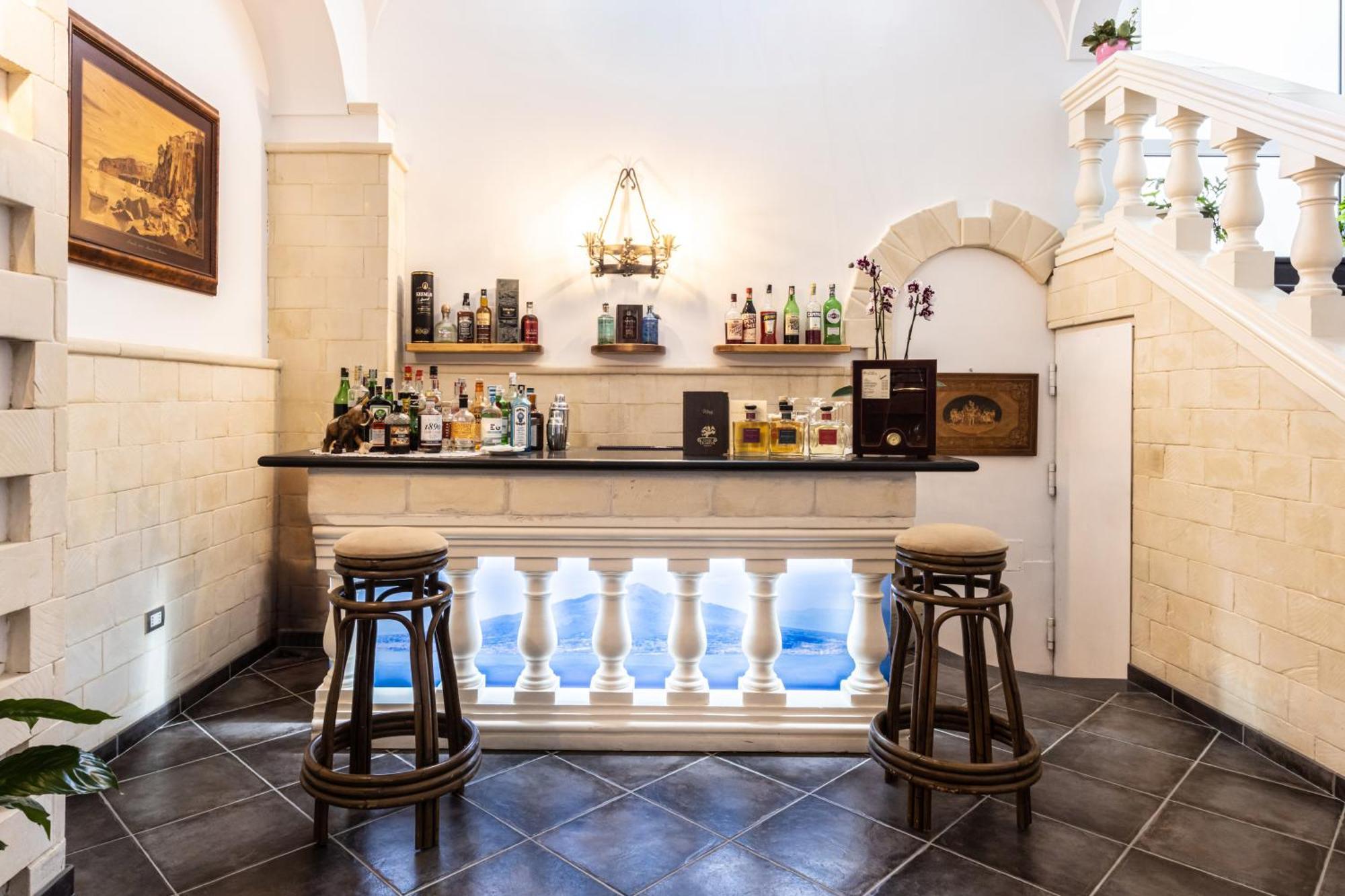 Oasi Olimpia Relais Hotel SantʼAgata sui Due Golfi Екстериор снимка
