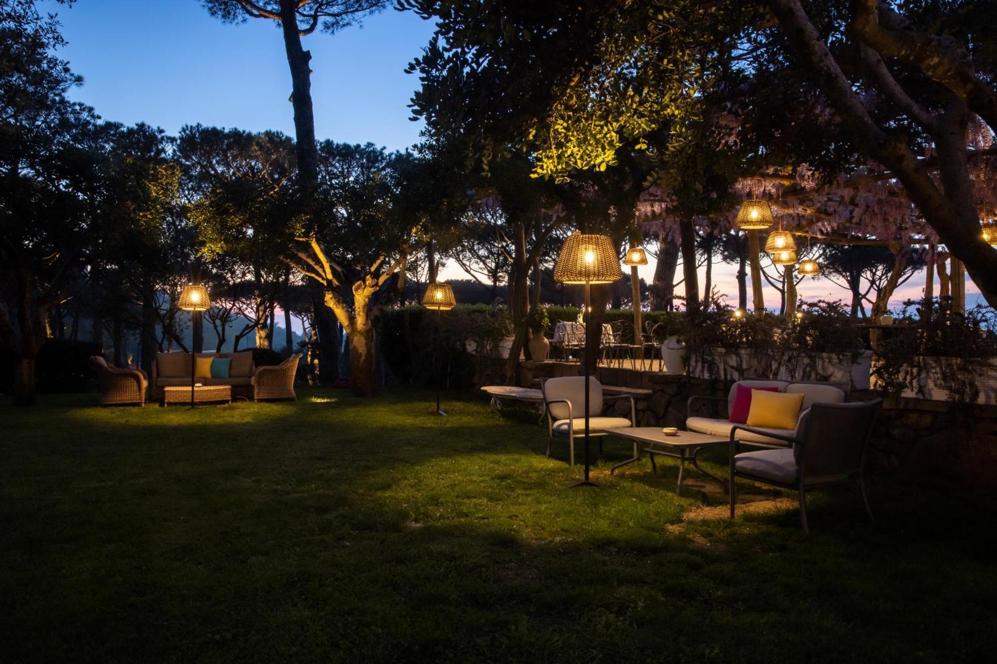 Oasi Olimpia Relais Hotel SantʼAgata sui Due Golfi Екстериор снимка