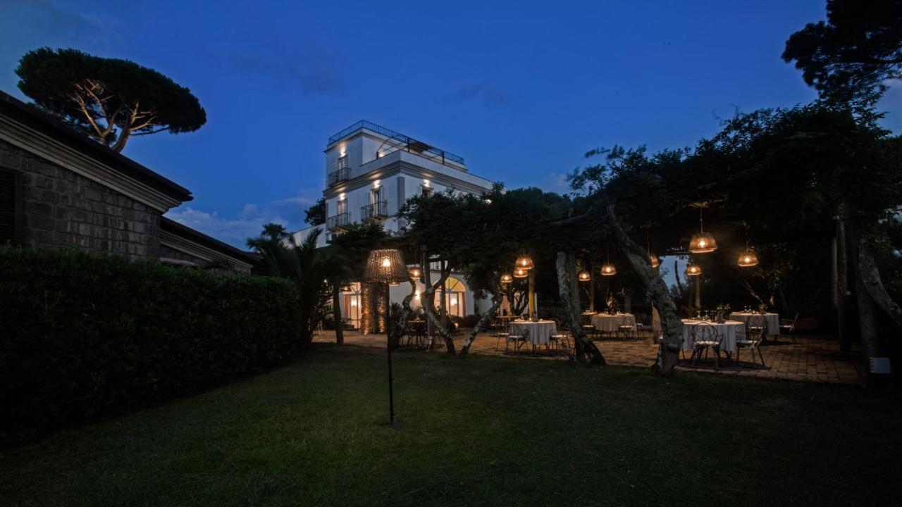 Oasi Olimpia Relais Hotel SantʼAgata sui Due Golfi Екстериор снимка